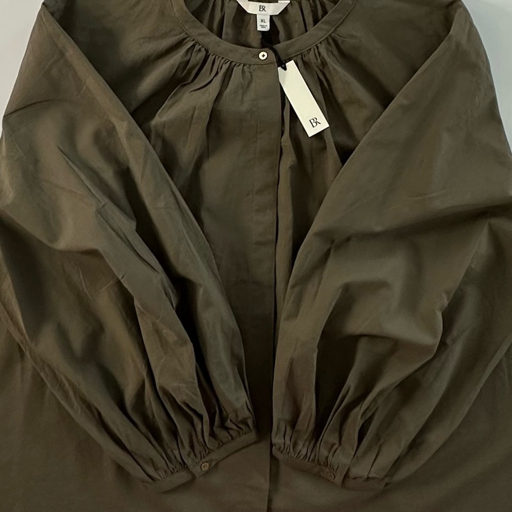 Banana Republic Cotton Voile Shirred Blouse in Army Green | XL | NWT - Picture 7 of 13